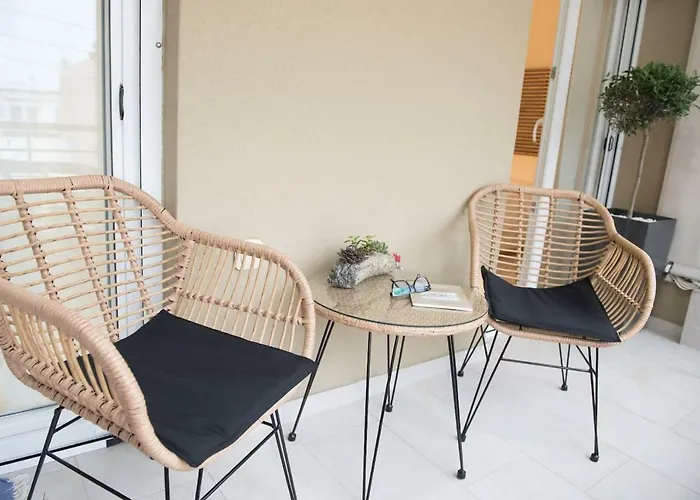 Ammos Elegant Luxury Apartment